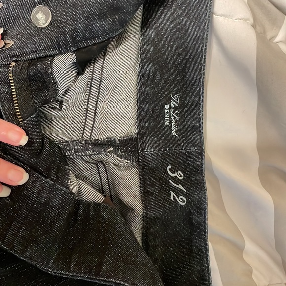 The Limited 312 boot cut dark wash jeans, size 6 - Picture 4 of 10